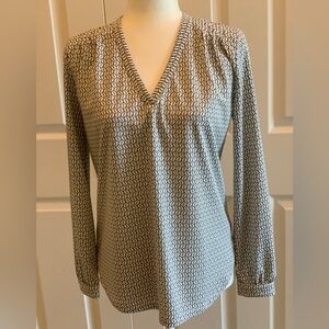 Ann Taylor Black and White Smocked Long Sleeve Blouse